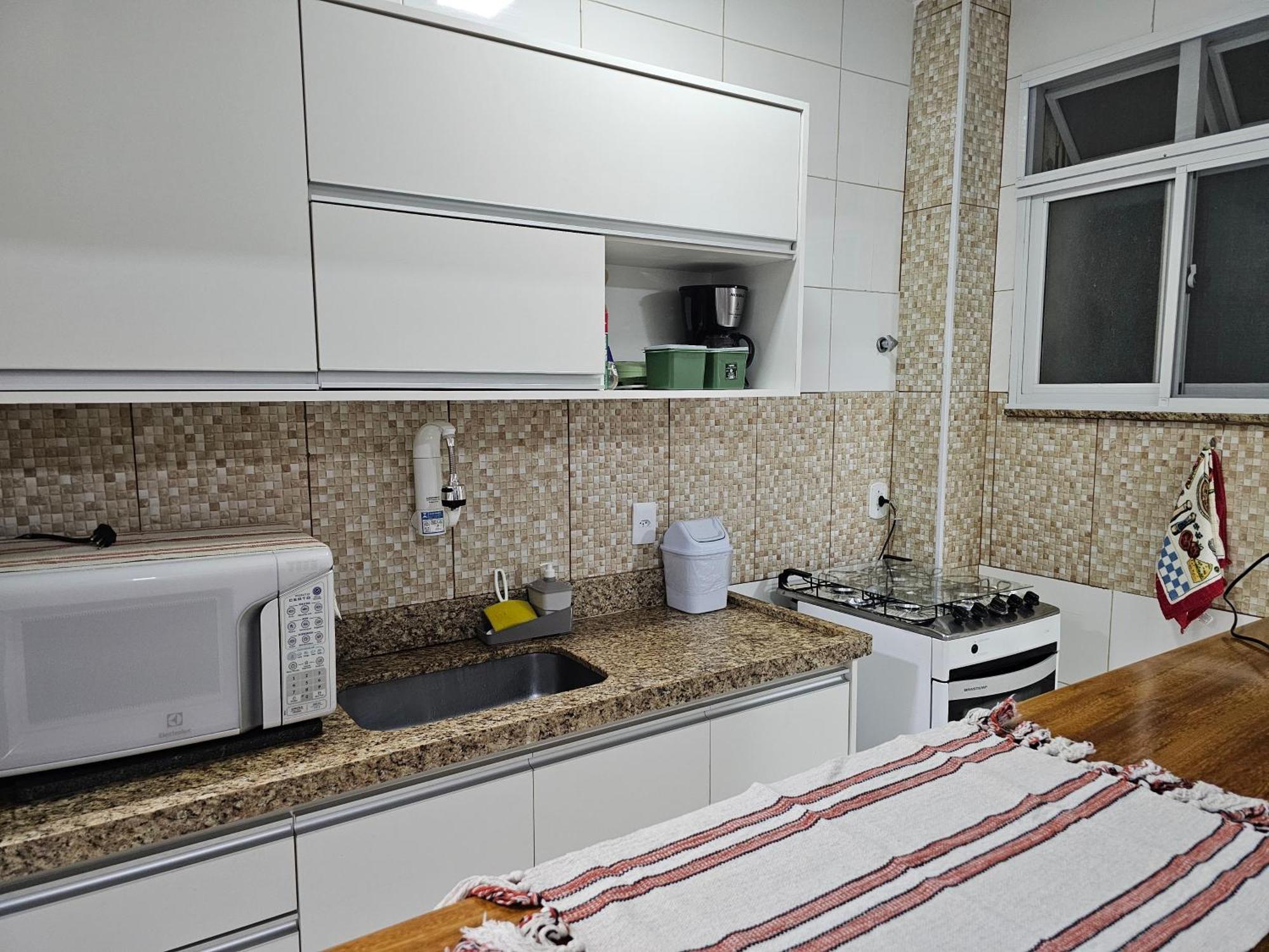 Apartamento Aconchegante! เตเรซอโปลิส ภายนอก รูปภาพ